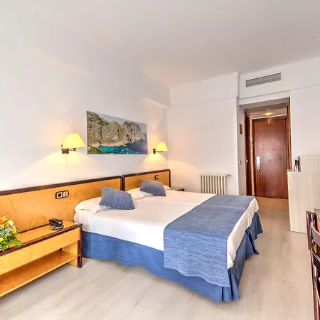 Voramar 3*
