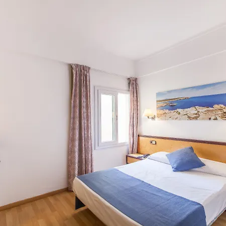 Voramar 3* 칼라 미요르