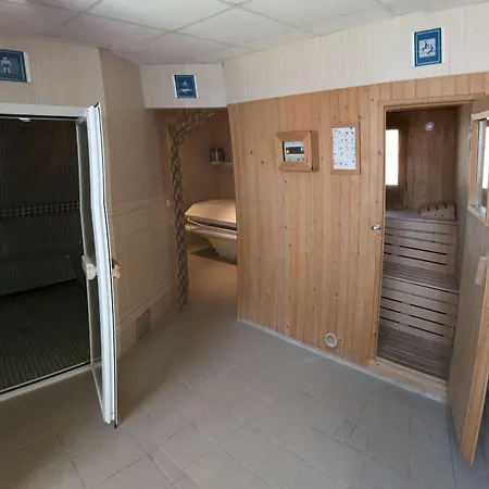 Отель Voramar Кала Миллор